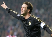 开云体育-库里客场力压双星，勇士战术智慧破解湖侠对决