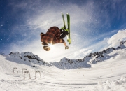 开云官网-开拓者争冠战，霍勒迪带动全队节奏，力克广厦队