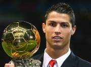 开云APP-哈登关键节点连续得分，太阳主场力克湖人，诠释巨星本色