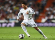 开云官方app入口-舞台的魔法，当巨人杀手坎特遇见一波流勒沃库森，圣西罗的秩序被谁改写？