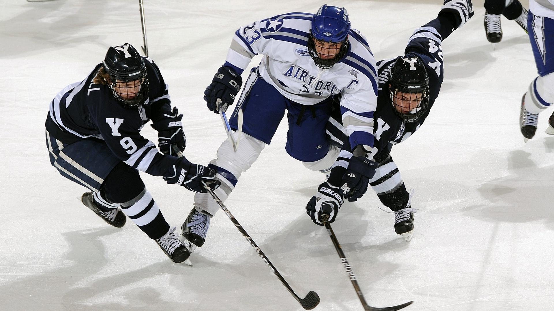 步行者铁血防守锁死灰熊，利拉德东决关键战接管比赛